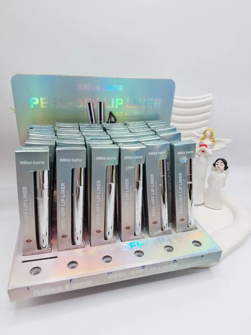 خط لب پیل آف برند میس لارا (کد ۶۰۹)